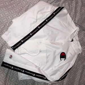 Cropped Champion Windbreaker